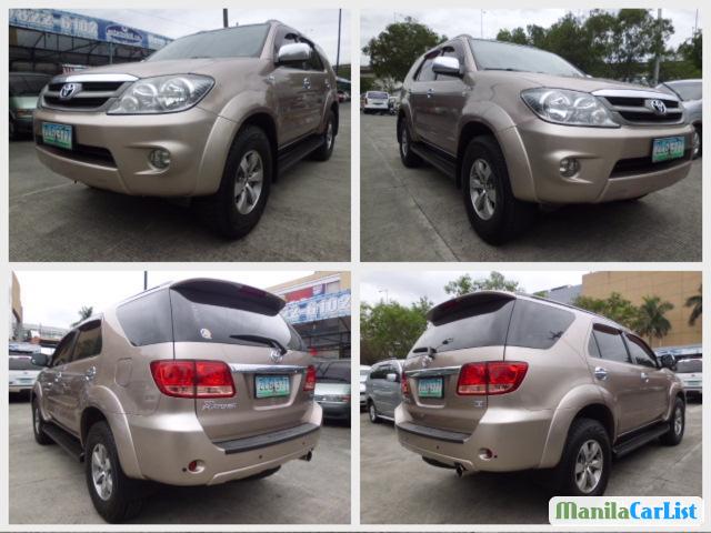 Toyota Fortuner Automatic 2007 - image 1