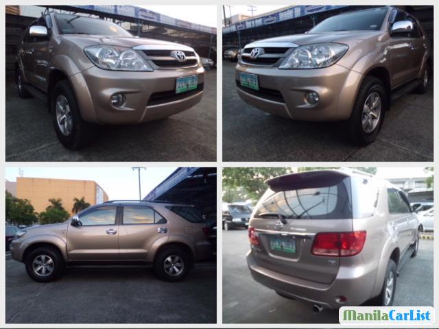 Picture of Toyota Fortuner Automatic 2006