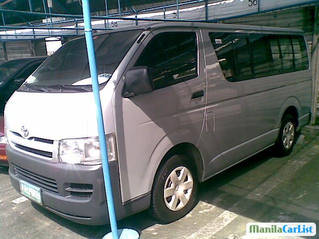 Pictures of Toyota Hiace Manual 2007