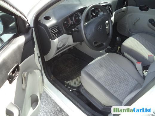 Picture of Hyundai Accent Manual 2010