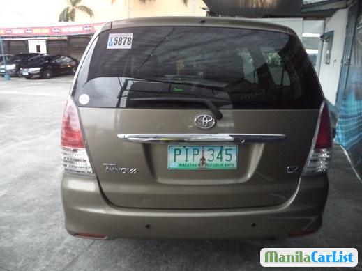 Pictures of Toyota Innova Automatic 2011