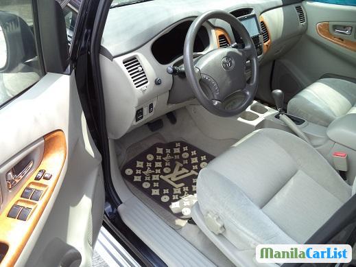 Pictures of Toyota Innova Automatic 2011