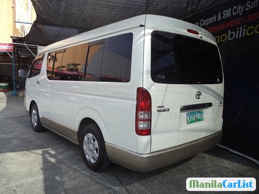 Picture of Toyota Hiace Manual 2005
