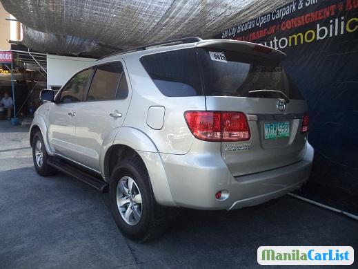 Picture of Toyota Fortuner Automatic 2005