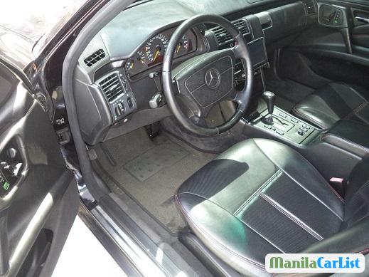 Picture of Mercedes Benz E-Class Automatic 1997
