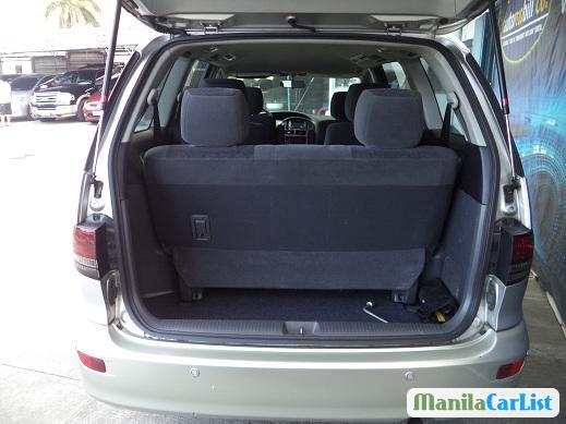 Picture of Toyota Previa Automatic 2004