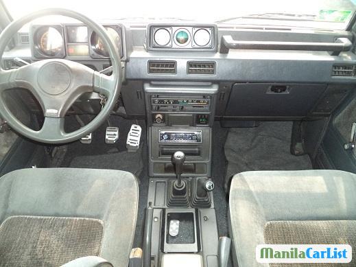 Pictures of Mitsubishi Pajero Manual 1989