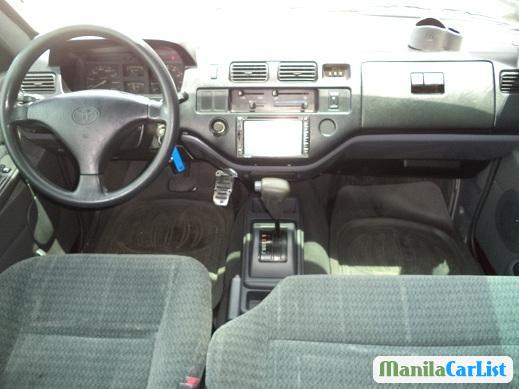 Pictures of Toyota Revo Automatic 2000