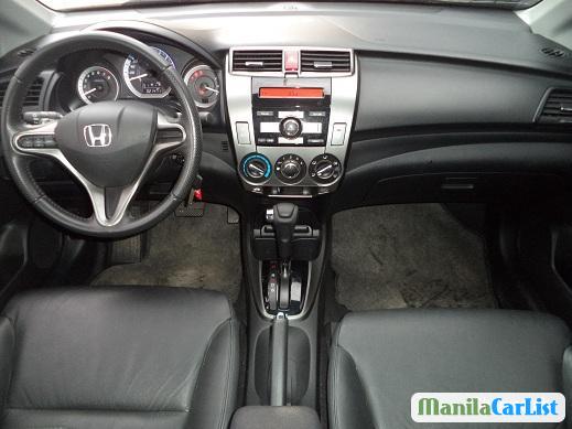 Pictures of Honda City Automatic 2013