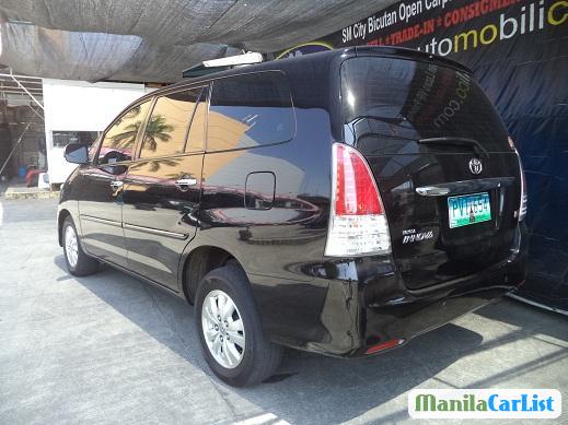 Pictures of Toyota Innova Automatic 2010