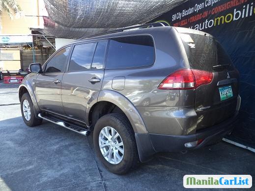 Pictures of Mitsubishi Montero Sport Manual 2014