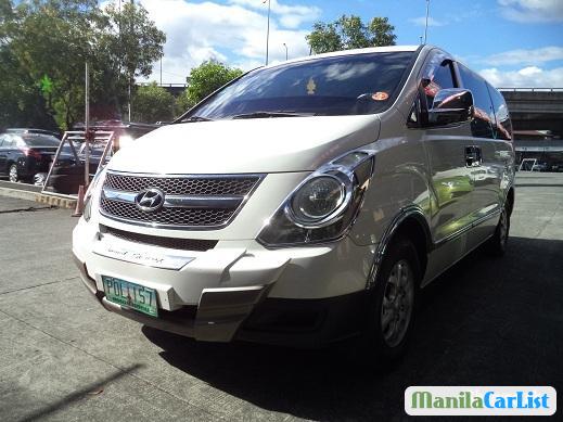 Picture of Hyundai Starex Manual 2011
