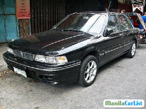 Mitsubishi Galant 1992 - image 2