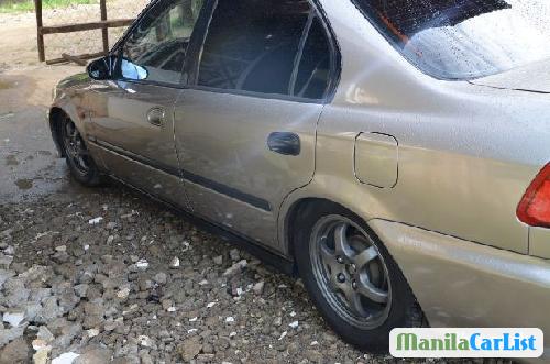 Honda Civic 2000 - image 2