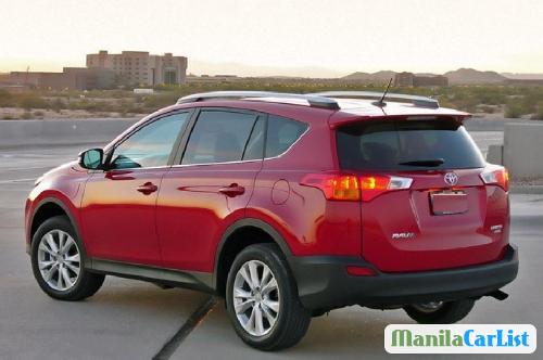 Toyota RAV4 2013 - image 2