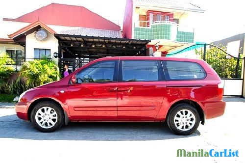 Kia Carnival 2010 - image 2