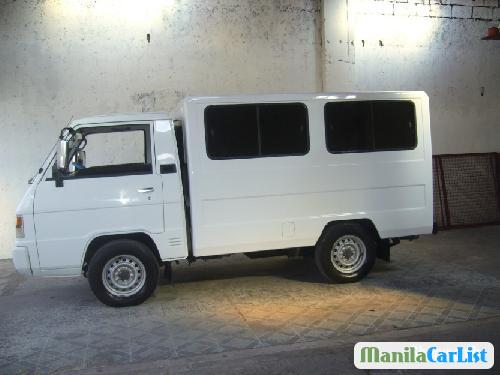 Mitsubishi L300 2009