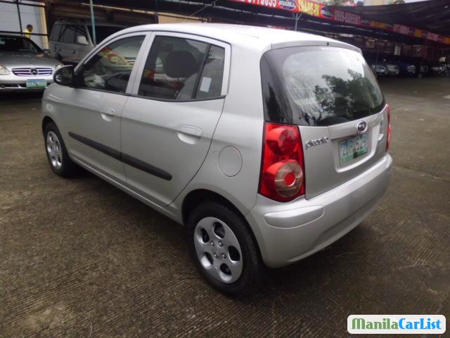 Kia Picanto Manual 2008 - image 2