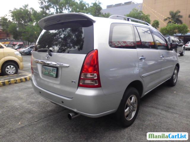 Toyota Innova Automatic 2005 - image 2
