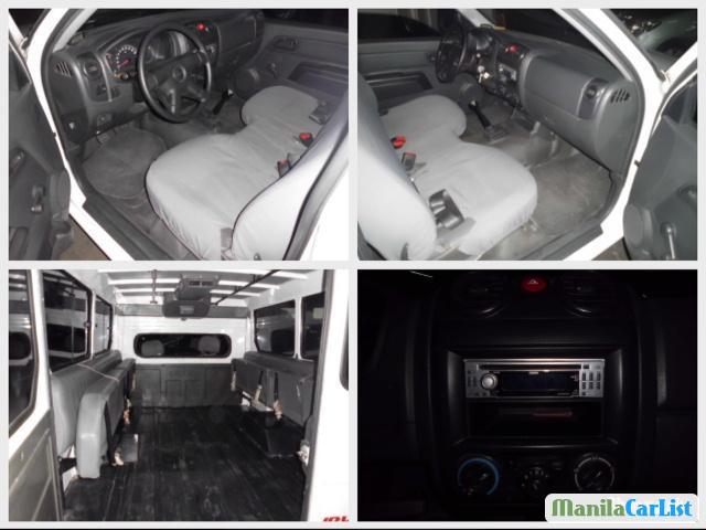 Isuzu D-Max Manual 2010 - image 2