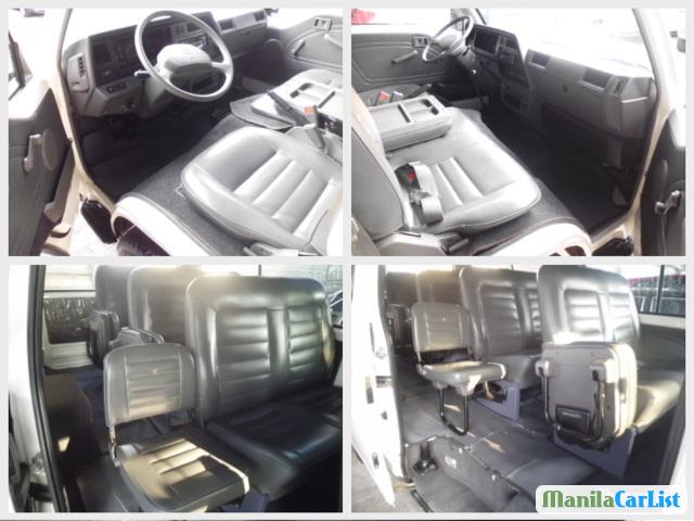 Nissan Urvan Manual 2009