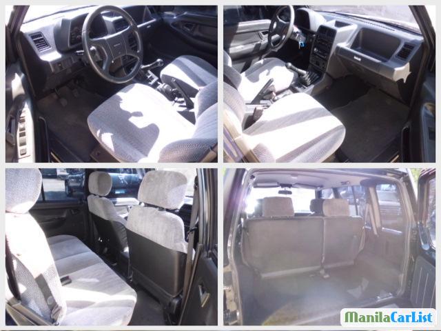 Suzuki Vitara Manual 1997 - image 2
