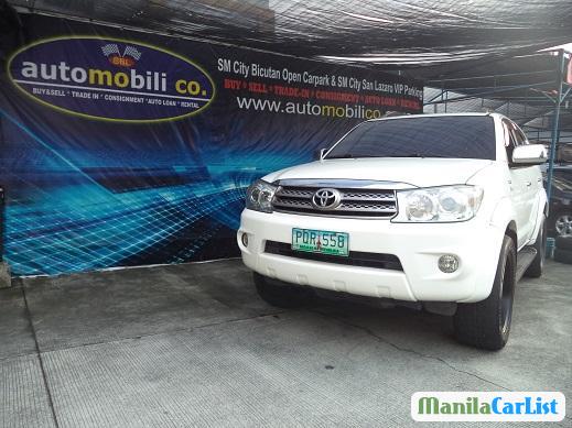Toyota Fortuner Automatic 2010 - image 2