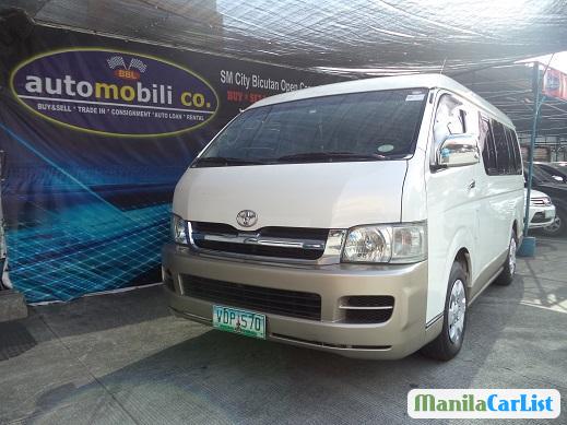 Toyota Hiace Manual 2005 - image 2
