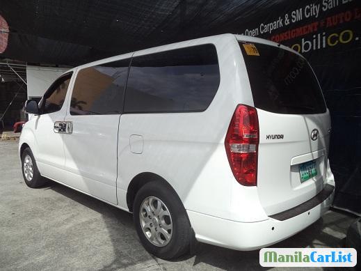 Hyundai Starex Automatic 2013 - image 2