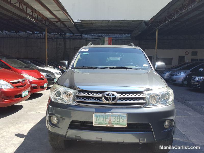 Toyota Fortuner Manual 2010