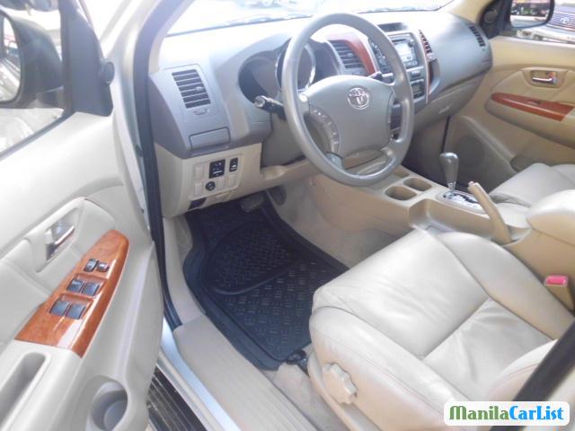 Toyota Fortuner Automatic 2009 in Metro Manila