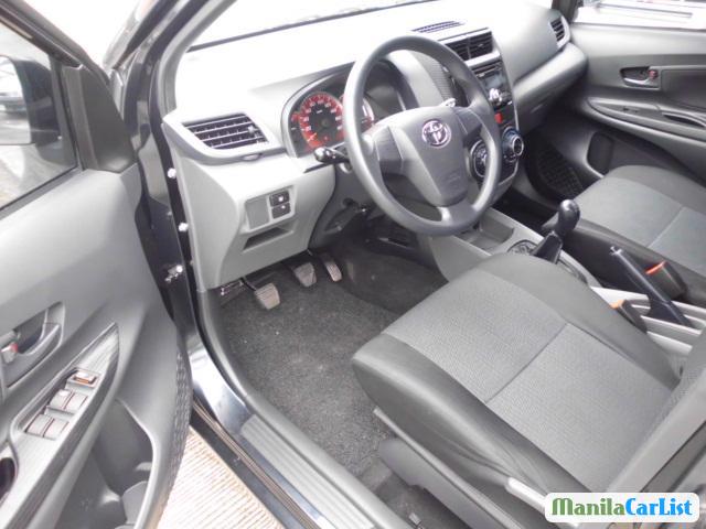 Toyota Avanza Manual 2012 in Metro Manila