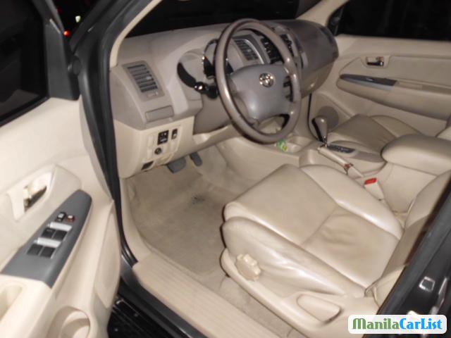 Toyota Fortuner Automatic 2008 - image 3