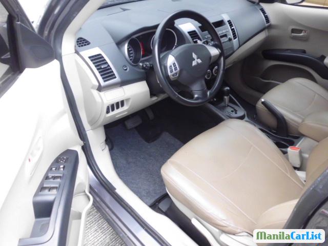 Mitsubishi Outlander Automatic 2008 in Metro Manila