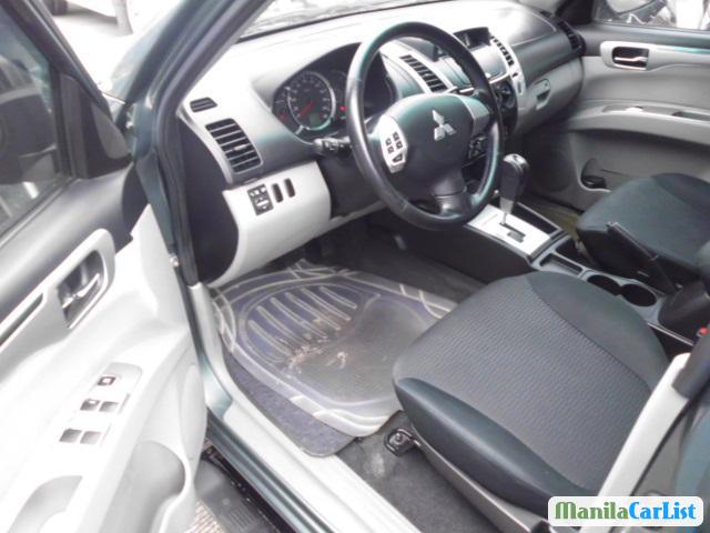 Mitsubishi Montero Sport Automatic 2009 - image 3