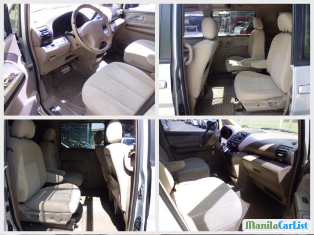 Nissan Serena Automatic 2003 - image 3
