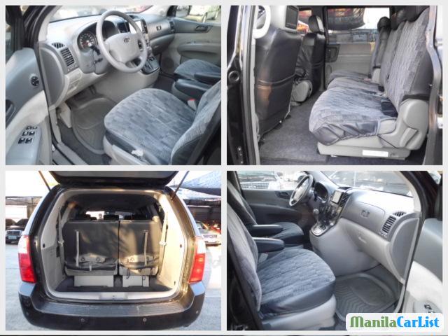 Kia Carnival Automatic 2009 - image 3