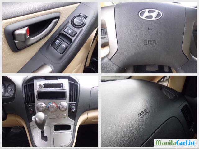 Hyundai Starex Automatic 2009 in Metro Manila