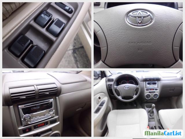 Toyota Avanza Manual 2009 in Metro Manila