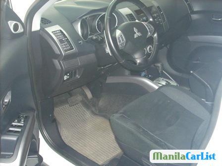 Mitsubishi Outlander Automatic 2009 - image 3