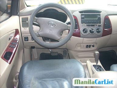 Toyota Innova Automatic 2006 in Metro Manila
