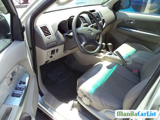Toyota Fortuner Automatic 2005 - image 3