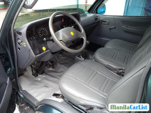 Toyota Hiace Manual 2002 in Metro Manila