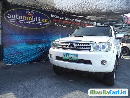 Toyota Fortuner Automatic 2009 in Metro Manila