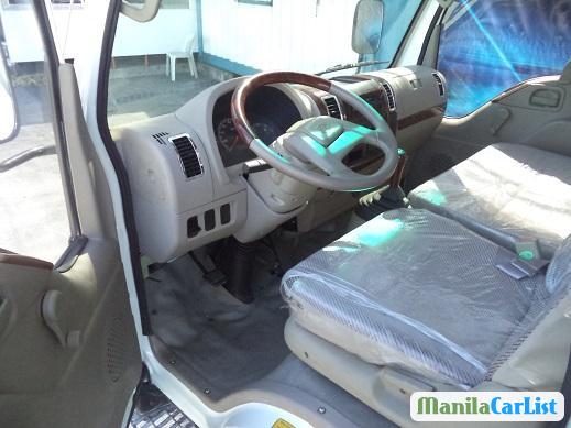 Isuzu Manual 2010 - image 3
