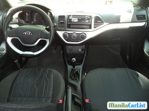 Kia Picanto Manual 2012 - image 3