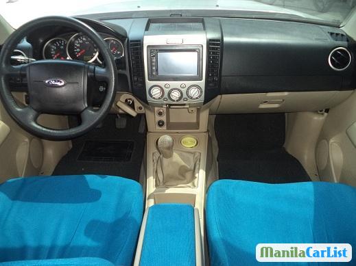 Ford Everest Manual 2011 - image 3
