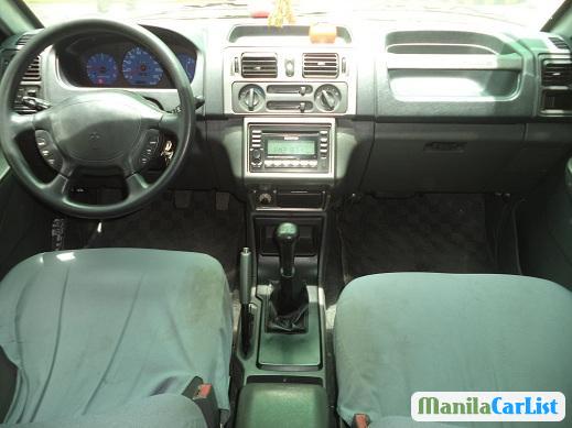 Mitsubishi Adventure Manual 2009 - image 3