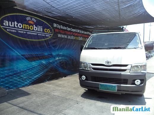 Toyota Hiace Manual 2010 in Metro Manila