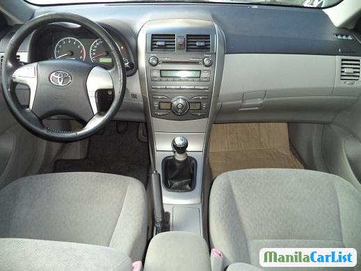 Toyota Corolla Manual 2010 - image 3
